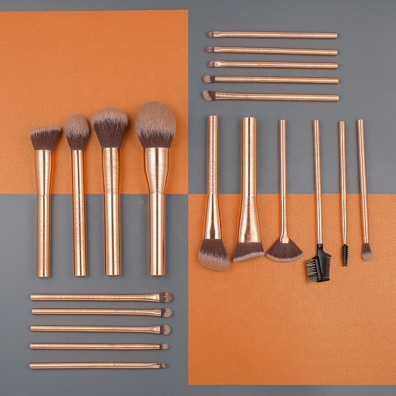 Unique Luxury Gold Handle Fluffy Makeup Brush Set